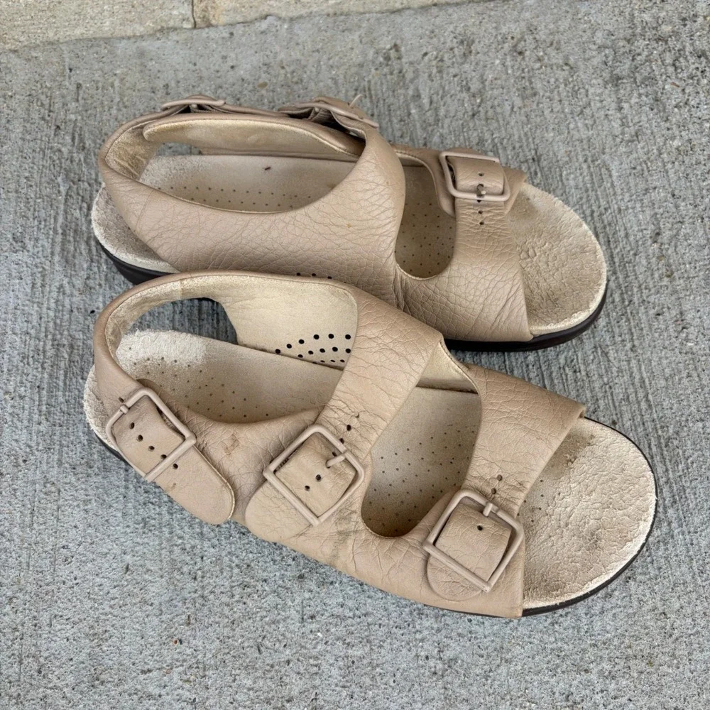 SAS Tripad Comfort Sandals Tan Pebbled Leather Adjustable Buckle Slingback Mens